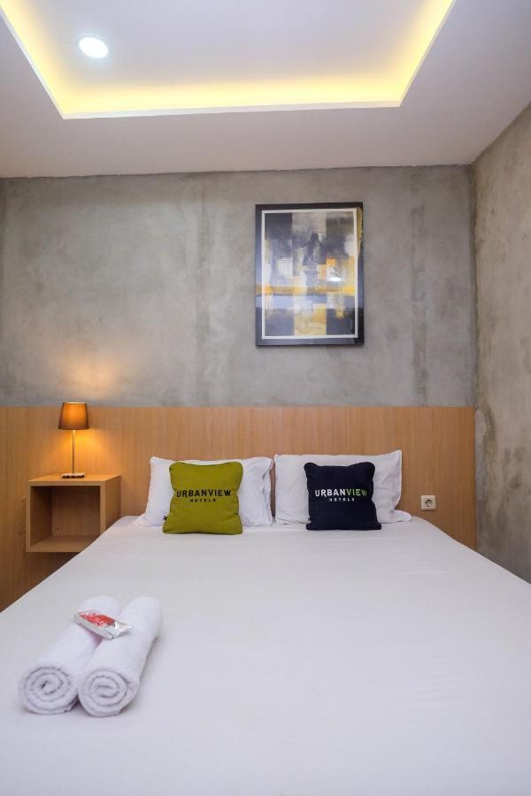 Urbanview Hotel Syariah Artamara Tegal By Reddoorz 外观 照片