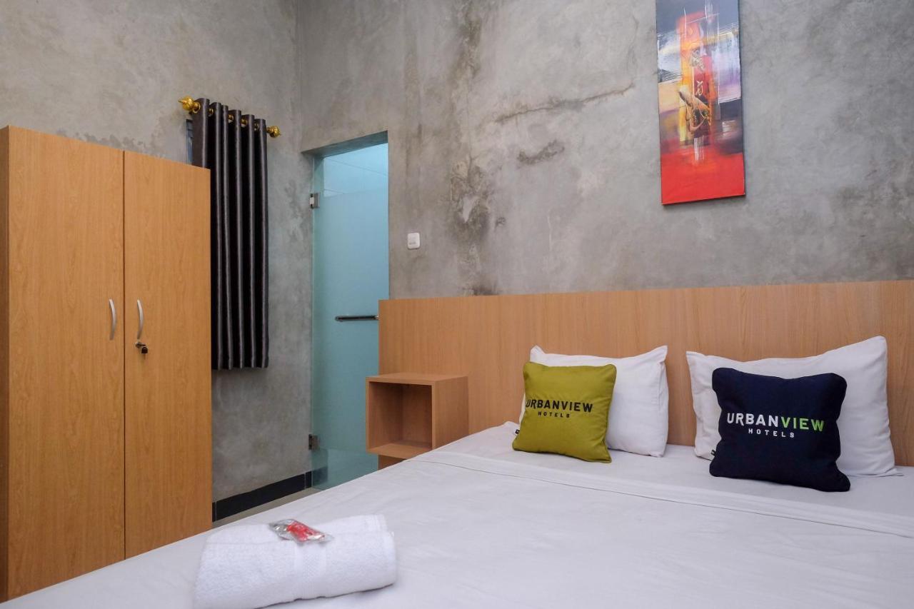 Urbanview Hotel Syariah Artamara Tegal By Reddoorz 外观 照片