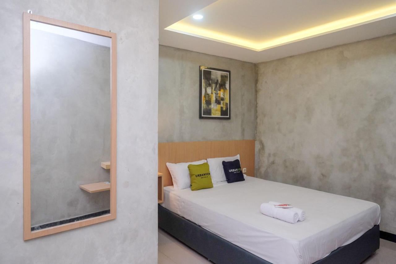 Urbanview Hotel Syariah Artamara Tegal By Reddoorz 外观 照片